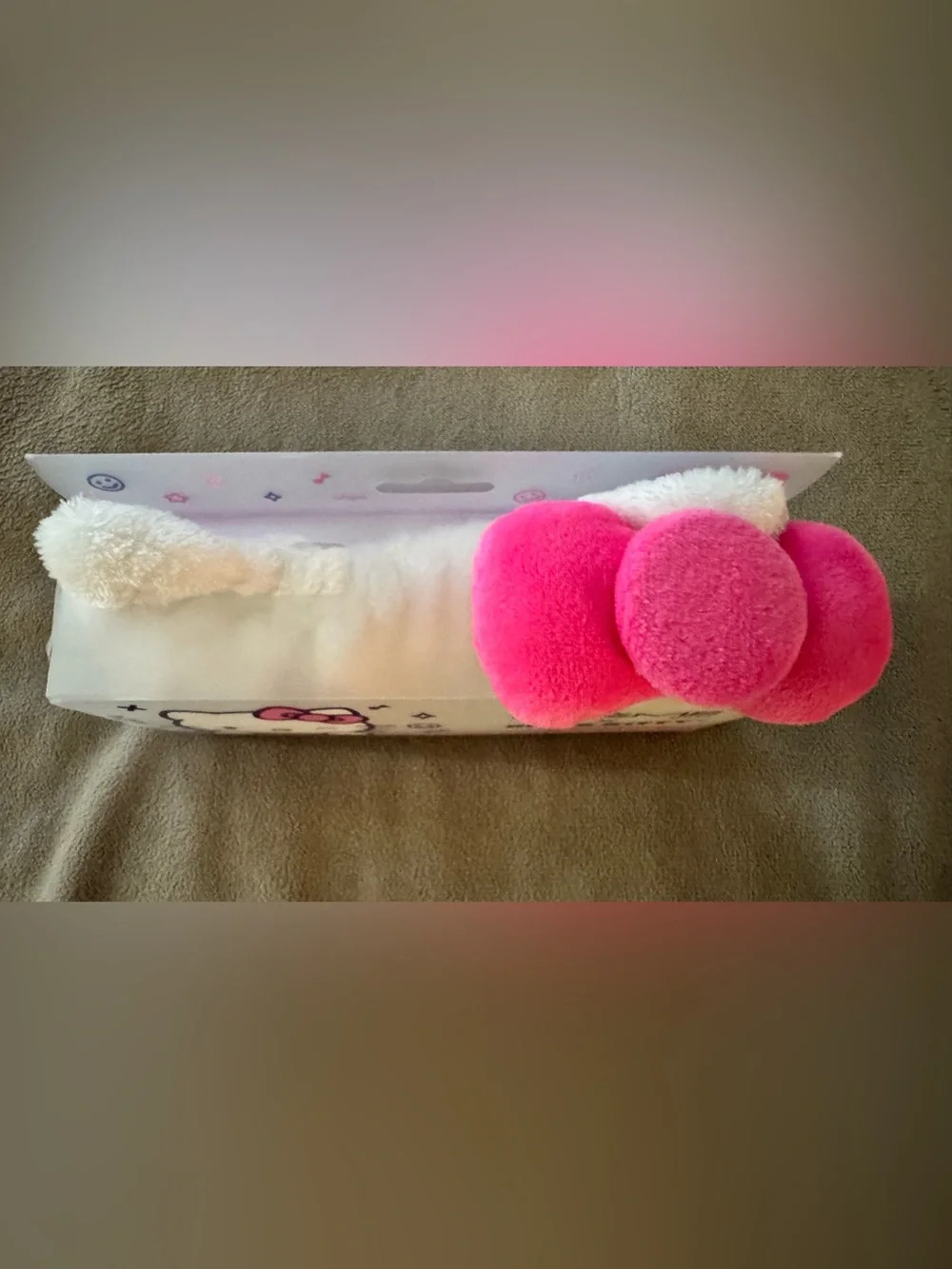 Hello Kitty brand crème